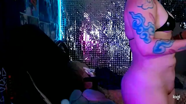 Snapshot of JINX_26 chatting on November 2025 01:49:01 AM JINX 26 online show from November 2025 01:49:01 AM