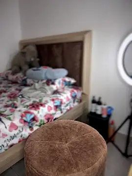 Snapshot of Shara_dreams chatting on October 2025 11:42:02 PM Shara dreams online show from October 2025 11:42:02 PM