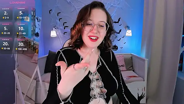 Charmy Gracy online show from October 2025 11:34:02 AM