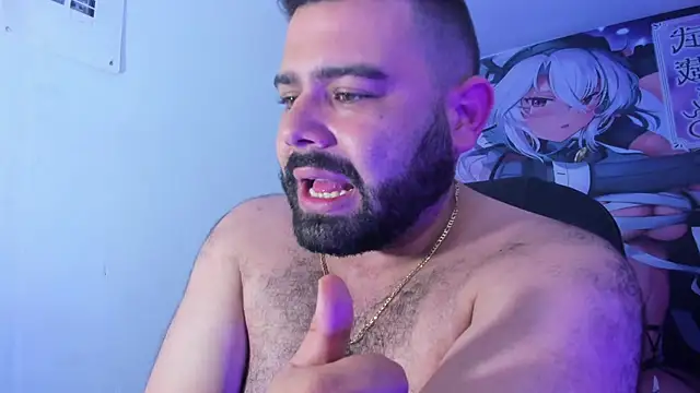 Snapshot of Beerbear_boy chatting on January 2025 10:15:02 PM Beerbear boy online show from January 2025 10:15:02 PM