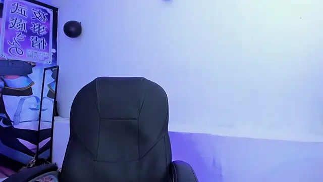 Snapshot of Beerbear_boy chatting on January 2025 07:13:02 PM Beerbear boy online show from January 2025 07:13:02 PM