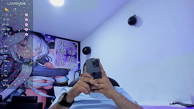 Snapshot of Beerbear_boy chatting on February 2025 07:40:02 PM Beerbear boy online show from February 2025 07:40:02 PM