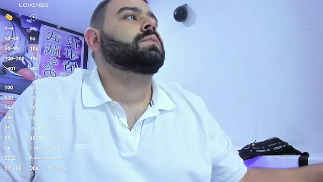 Snapshot of Beerbear_boy chatting on February 2025 08:21:01 PM Beerbear boy online show from February 2025 08:21:01 PM