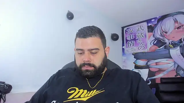 Snapshot of Beerbear_boy chatting on March 2025 07:17:01 PM Beerbear boy online show from March 2025 07:17:01 PM