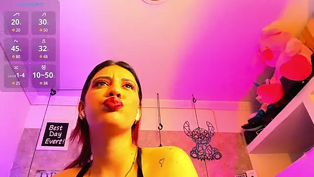 Rebeca xs online show from January 2025 08:30:02 AM