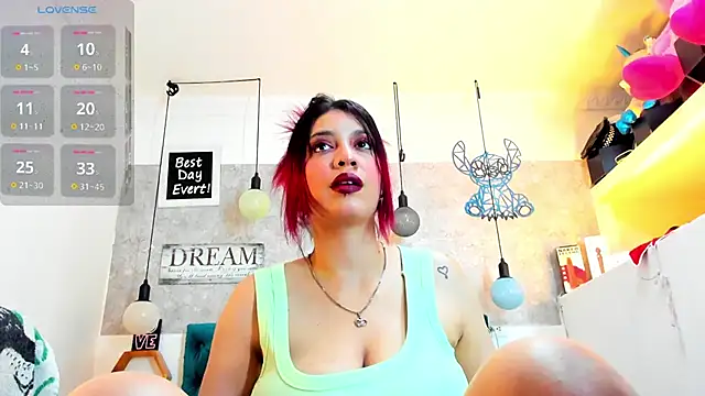 Rebeca xs online show from February 2025 06:33:01 AM
