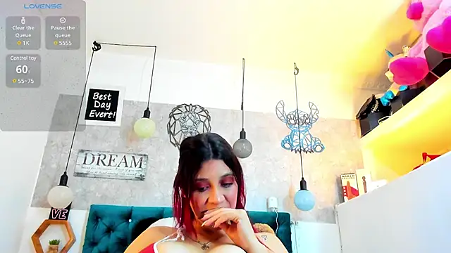 Rebeca xs online show from March 2025 07:30:02 AM