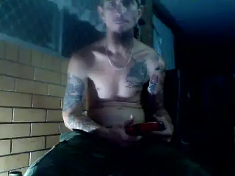 Snapshot of robvegas274 chatting on January 2025 05:20:01 PM robvegas274 online show from January 2025 05:20:01 PM