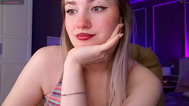 elinanortas online show from November 2025 01:50:02 AM