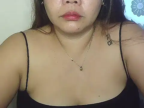 wild amber25 online show from October 2025 08:01:01 AM