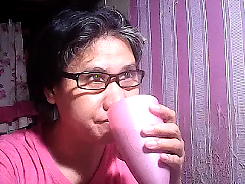 Snapshot of sweetsosie18 chatting on March 2025 08:03:02 PM sweetsosie18 online show from March 2025 08:03:02 PM