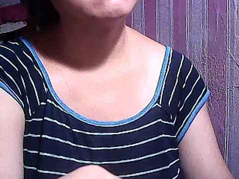 Snapshot of sweetsosie18 chatting on March 2025 04:03:02 PM sweetsosie18 online show from March 2025 04:03:02 PM