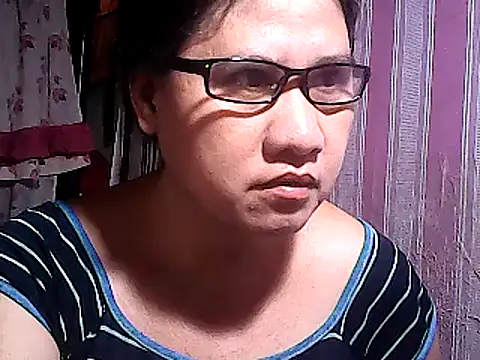 Snapshot of sweetsosie18 chatting on March 2025 07:58:02 AM sweetsosie18 online show from March 2025 07:58:02 AM