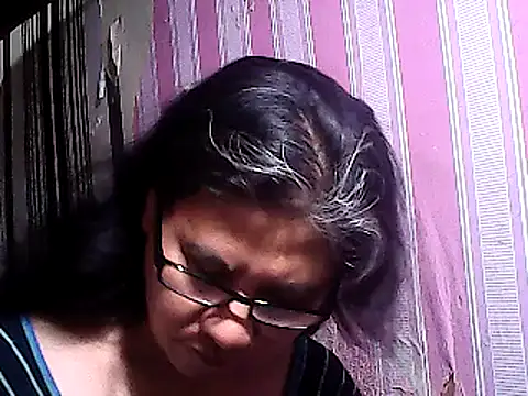 Snapshot of sweetsosie18 chatting on March 2025 11:01:02 AM sweetsosie18 online show from March 2025 11:01:02 AM