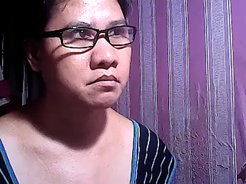 Snapshot of sweetsosie18 chatting on March 2025 09:37:01 PM sweetsosie18 online show from March 2025 09:37:01 PM