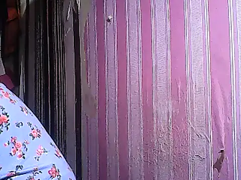 Snapshot of sweetsosie18 chatting on March 2025 06:14:02 AM sweetsosie18 online show from March 2025 06:14:02 AM