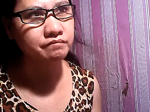 Snapshot of sweetsosie18 chatting on March 2025 07:59:01 PM sweetsosie18 online show from March 2025 07:59:01 PM