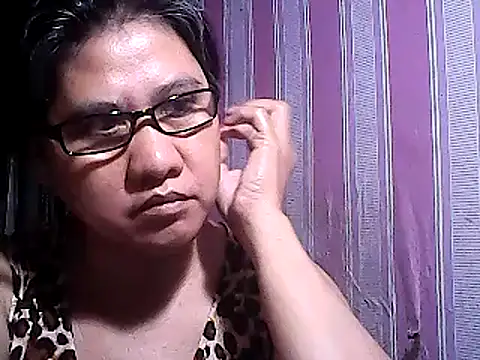 Snapshot of sweetsosie18 chatting on March 2025 06:01:02 PM sweetsosie18 online show from March 2025 06:01:02 PM
