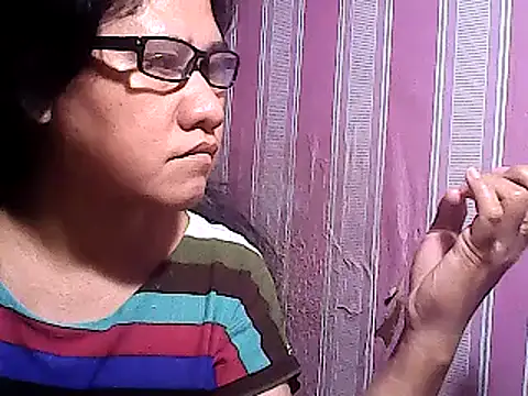 Snapshot of sweetsosie18 chatting on March 2025 03:52:02 AM sweetsosie18 online show from March 2025 03:52:02 AM