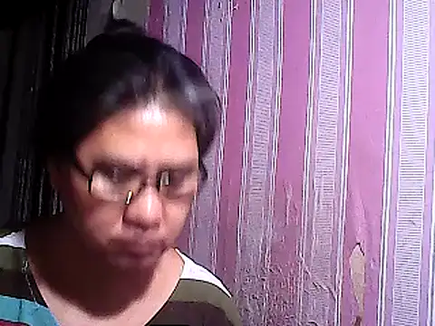 Snapshot of sweetsosie18 chatting on March 2025 08:22:01 PM sweetsosie18 online show from March 2025 08:22:01 PM