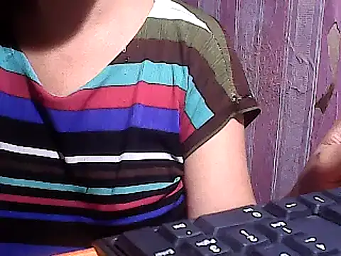 Snapshot of sweetsosie18 chatting on March 2025 05:04:01 PM sweetsosie18 online show from March 2025 05:04:01 PM