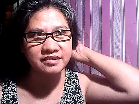 Snapshot of sweetsosie18 chatting on March 2025 01:45:01 PM sweetsosie18 online show from March 2025 01:45:01 PM
