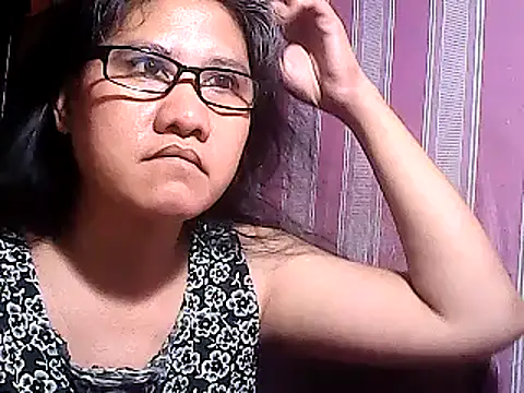 Snapshot of sweetsosie18 chatting on March 2025 01:22:01 AM sweetsosie18 online show from March 2025 01:22:01 AM