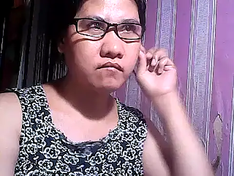 Snapshot of sweetsosie18 chatting on March 2025 08:51:01 AM sweetsosie18 online show from March 2025 08:51:01 AM