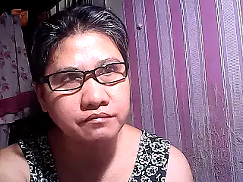 Snapshot of sweetsosie18 chatting on March 2025 01:31:01 AM sweetsosie18 online show from March 2025 01:31:01 AM