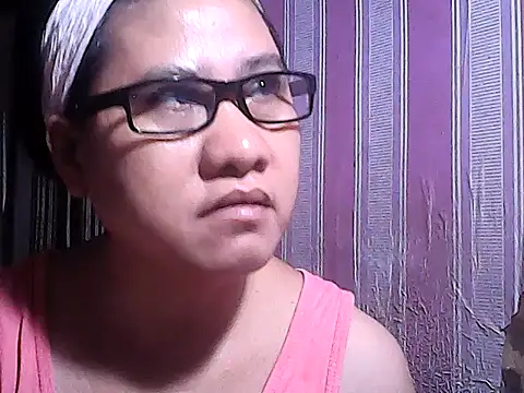 Snapshot of sweetsosie18 chatting on October 2025 04:02:01 PM sweetsosie18 online show from October 2025 04:02:01 PM