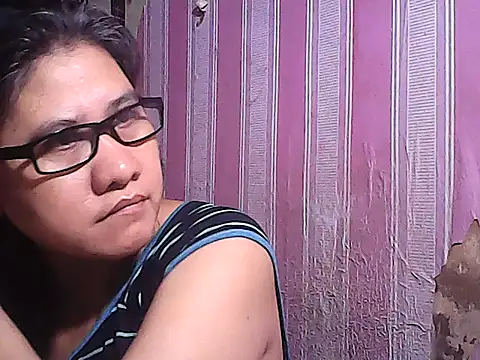 Snapshot of sweetsosie18 chatting on October 2025 11:39:01 PM sweetsosie18 online show from October 2025 11:39:01 PM