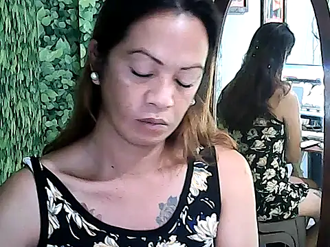 Snapshot of yummy_21xxx chatting on October 2025 01:03:01 AM yummy 21xxx online show from October 2025 01:03:01 AM