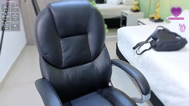 Snapshot of ROSE__15 chatting on September 2025 07:29:01 PM ROSE 15 online show from September 2025 07:29:01 PM