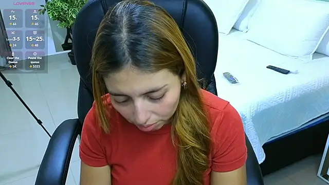 Snapshot of ROSE__15 chatting on October 2025 07:27:01 PM ROSE 15 online show from October 2025 07:27:01 PM