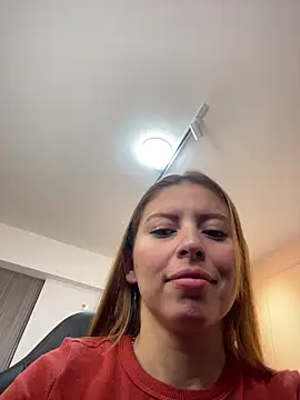 Snapshot of ROSE__15 chatting on November 2025 11:21:01 AM ROSE 15 online show from November 2025 11:21:01 AM