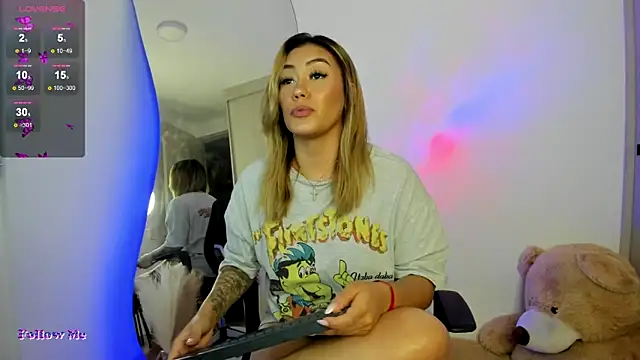 SussiVega online show from March 2025 11:32:01 PM