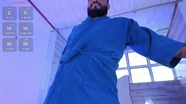 MichaelBear  online show from December 2024 03:52:01 PM