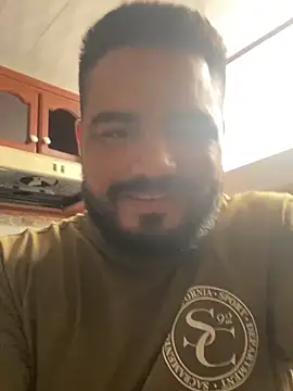 MichaelBear  online show from December 2024 05:59:02 PM