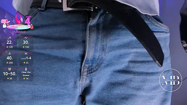 Snapshot of MichaelBear_ chatting on October 2025 04:46:01 PM MichaelBear online show from October 2025 04:46:01 PM