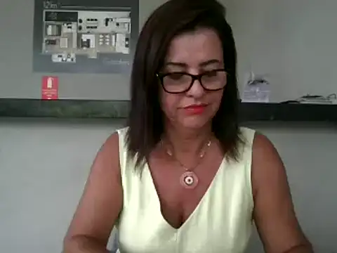 Linda1975 online show from February 2025 07:53:02 PM