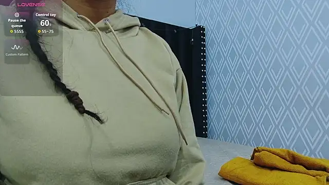 colombiamommy online show from October 2025 12:36:02 PM