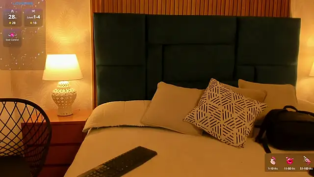 Kareena chopra online show from September 2025 12:32:01 PM