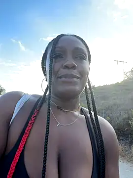 TilaTotti online show from October 2025 11:38:02 PM