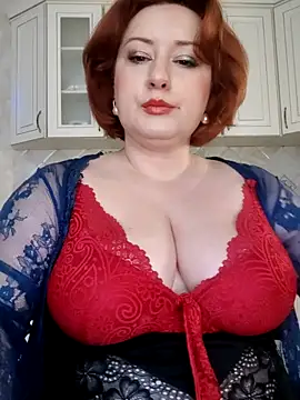 Snapshot of mom4you chatting on October 2025 10:24:01 AM mom4you online show from October 2025 10:24:01 AM