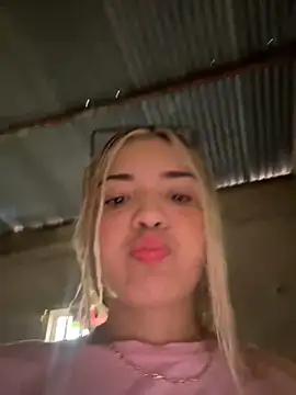 Snapshot of Sarita-candy chatting on December 2024 07:42:02 PM Sarita-candy online show from December 2024 07:42:02 PM