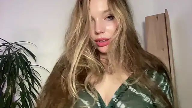 Sara Browney online show from November 2025 08:55:01 PM