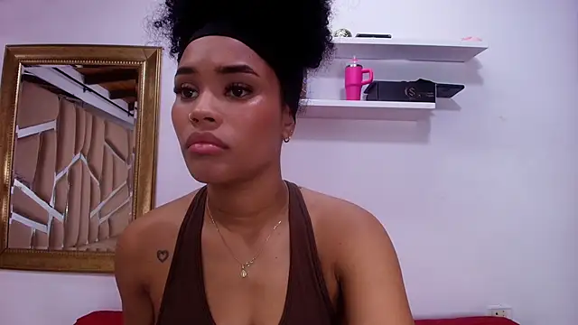 Snapshot of naia_blessed chatting on October 2025 07:12:02 PM naia blessed online show from October 2025 07:12:02 PM