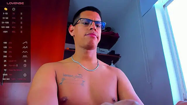 Snapshot of _John_Boy_ chatting on October 2025 10:28:02 PM John Boy online show from October 2025 10:28:02 PM