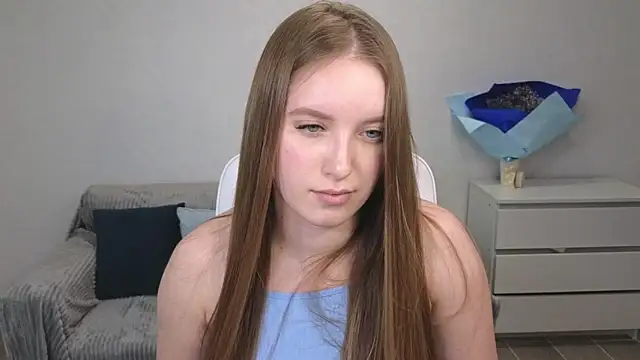 EvaMaddison online show from December 2024 06:48:01 PM