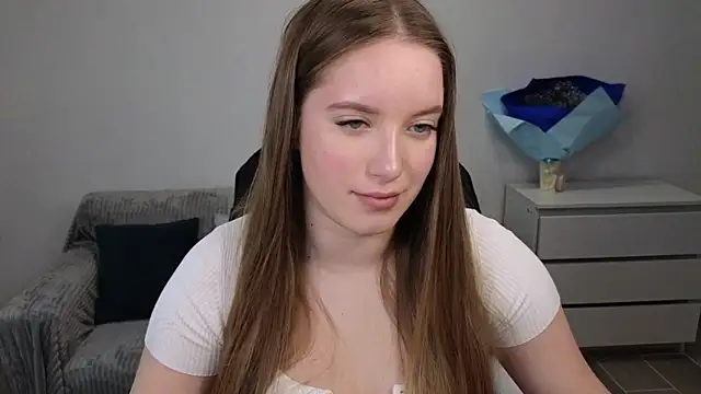 EvaMaddison online show from December 2024 05:37:01 AM